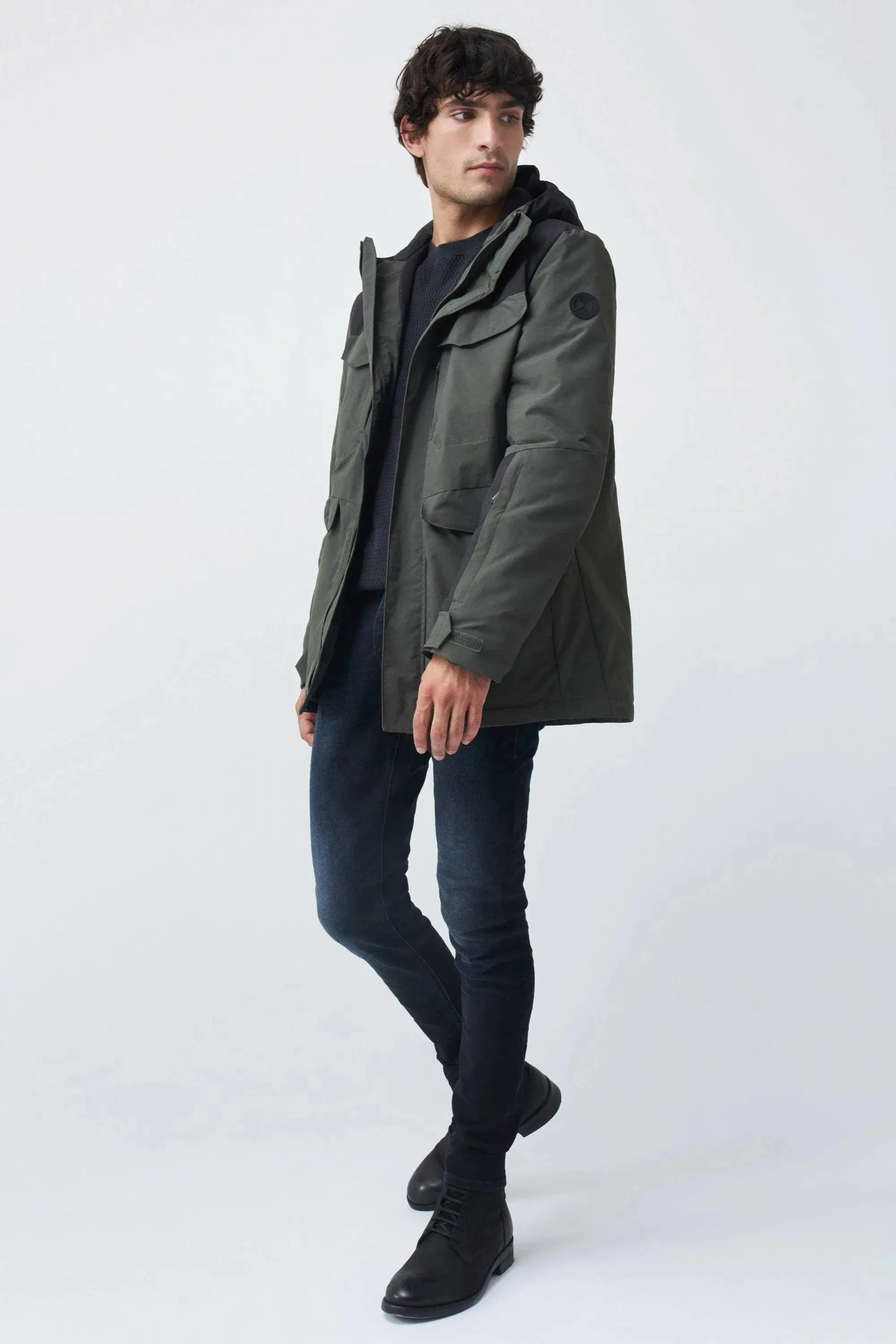 Abrigo Estilo Parka Slim Con Relleno